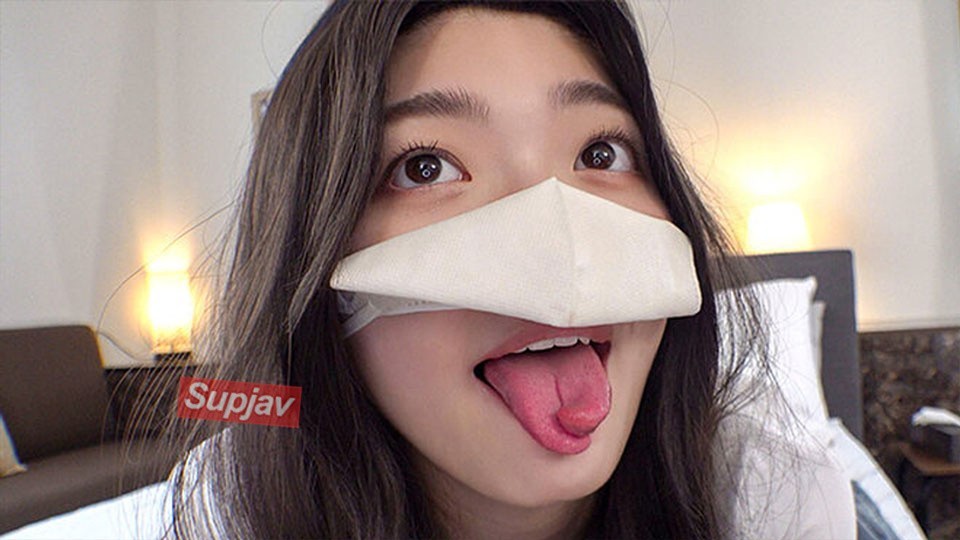 FC2 PPV 4692502 【これぞ超えろマンコ！】20才 スプリットタン女子大生がエロすぎる！生ハメ中出し膣奥ドカ射精で痙攣バグ逝きアクメ。まん奥でイキまくる最高美女、発掘しました！