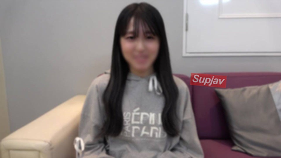 FC2 PPV 4692690 【初撮り】年上のオトコを惑わす甘え上手。ビンカンなカラダに大量の精液を注ぎ込む。