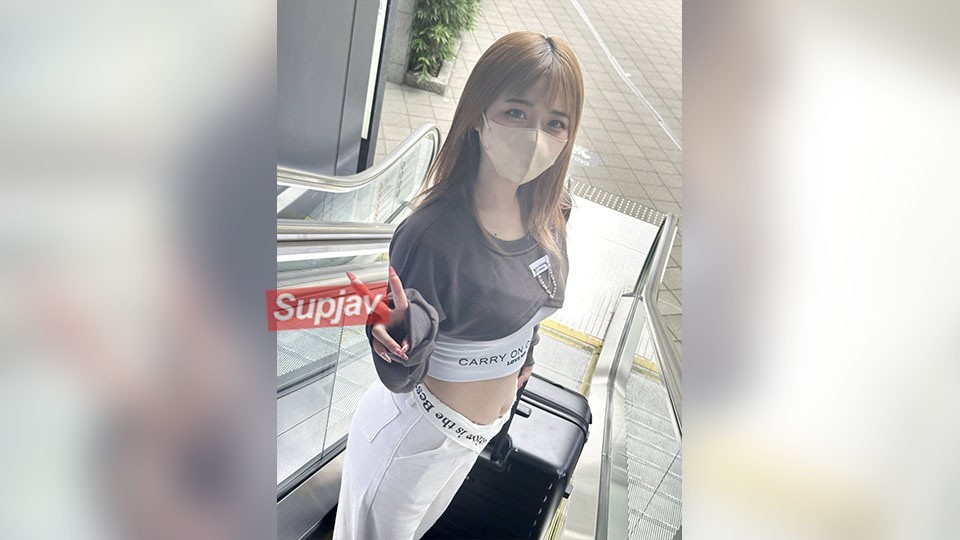 FC2 PPV 4693309 【有名雑誌モデル】『爆乳美女インフルエンサー』日給180万円の1発撮りガチ生中出し撮影。【計70分高画質特典】