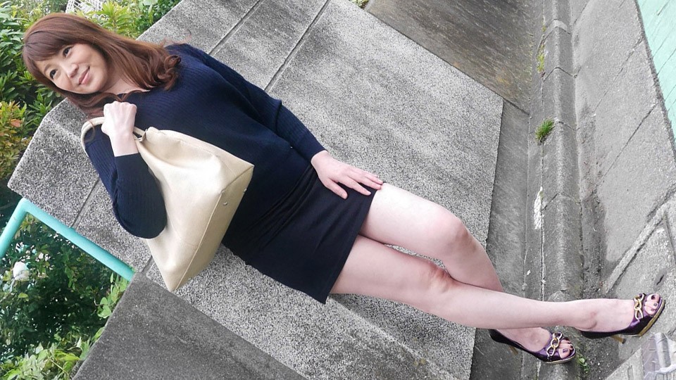 060525_100-paco ミニスカ美脚美熟女をナンパ中出し2連発!