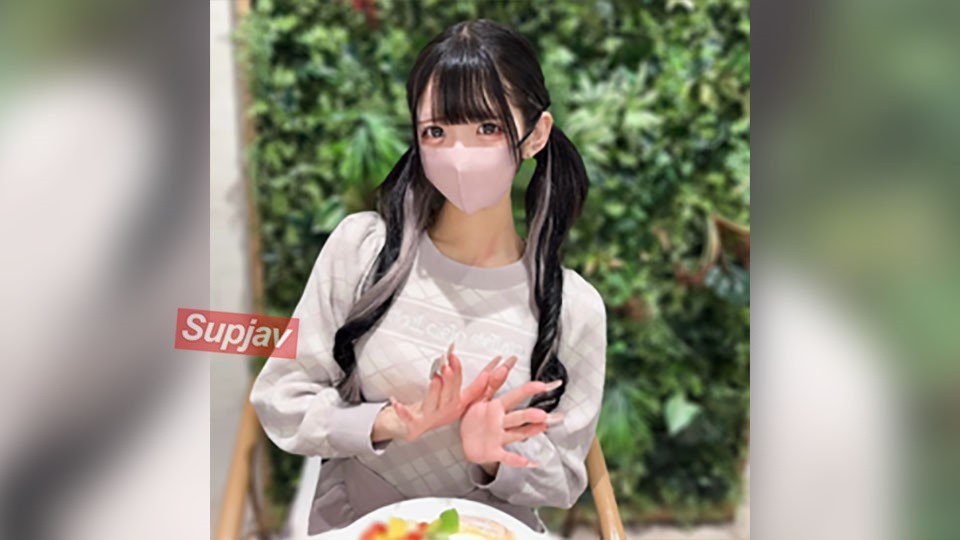 FC2 PPV 4703902 ※期間限定80%OFF【初・顔出し】「アアアア、イグイグ…」服飾学校に通うぴえん系ドM18歳コンカフェ嬢。起業の夢の為悲願の出演。快感で痙攣しまくる彼女の身体を弄び膣内射精で従順なペットに仕上げ