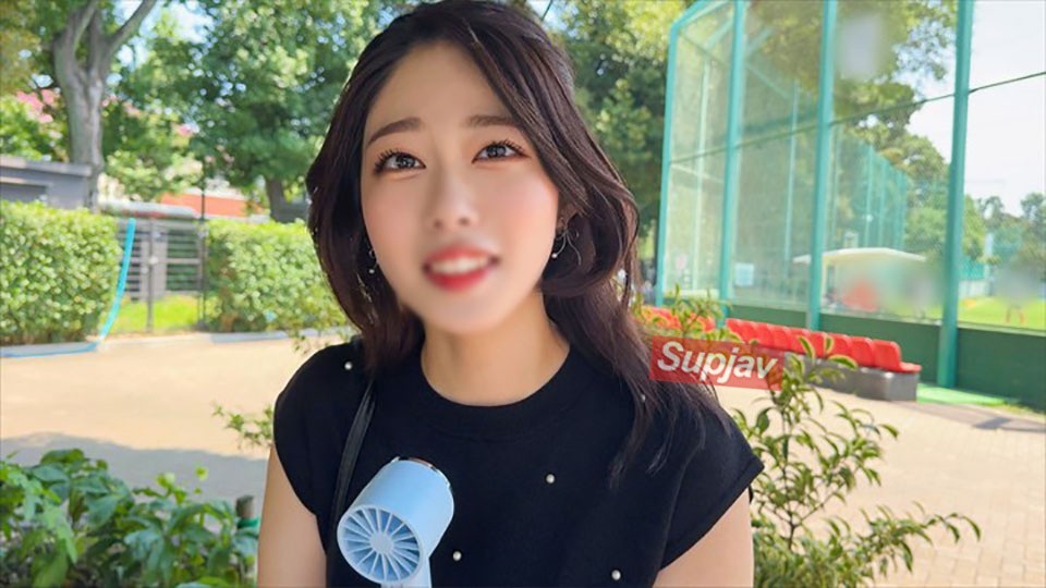 FC2 PPV 4704305 清楚系巨乳保育士 気が狂って出会い系即会い即ハメ キチゲ開放アヘ顔晒し中出しファック!!