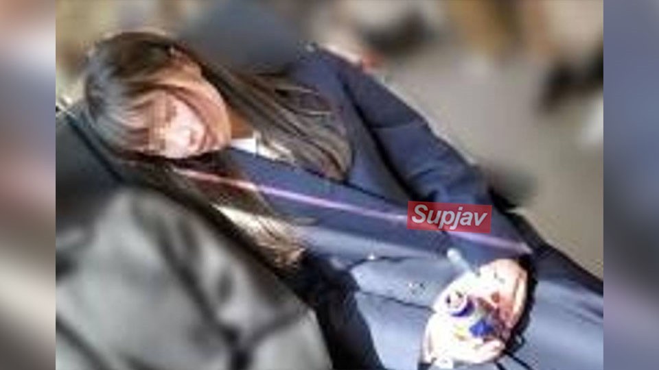 FC2 PPV-4712907 【高画質リマスター版顔出し・2003年生】色白黒髪ロングの優等生。二人きりの旅…