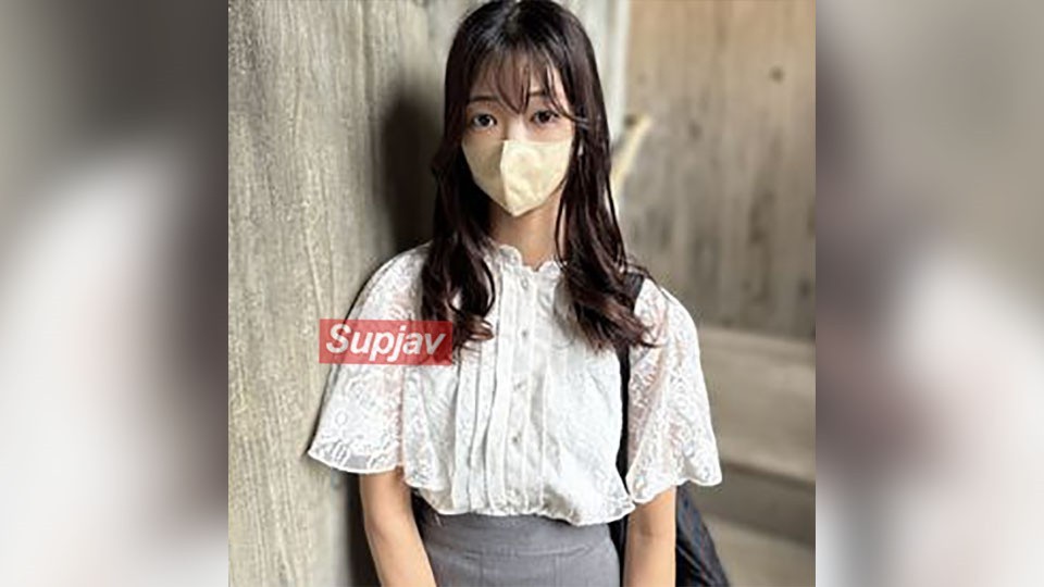 FC2 PPV 4765812 初撮り幸薄おんな！【無】【中出し】彼氏持ち幸薄オナホはイラマで涙目に。敏感な体とドM気質でアソコは濡れまくり。たっぷり中出ししてシャワー。※特典あり | FC2コンテンツマーケット