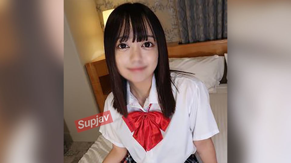 FC2 PPV 4769386 [期間限定で大放出!15000pt➡1980pt]＜無修正＞Hcupグラビア級ネ申乳♡制服姿でこんなに乱れちゃってエロすぎ。マン汁ぐちゃぐちゃになってるマンコに濃厚中出し！ | FC2コンテンツマーケット