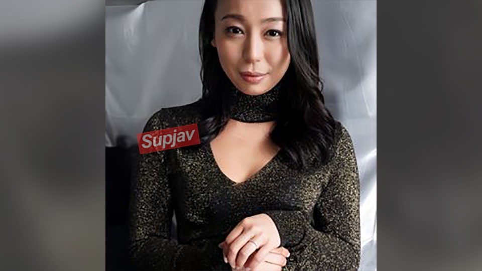 FC2 PPV 4776395 3日間限定90％OFF　＊FC2初出し 本編顔出しあり　　個撮/ド派手でエロい格好なのにあの清純派　国民の*に似てる