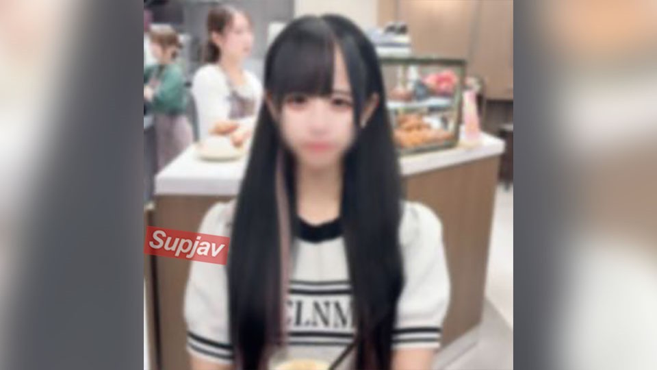 FC2 PPV 4790464 【初・無修正】「怖くなってきた…」初の個撮に戸惑い躊躇する19歳大**。オドオドしながらも何度もイき極太と〇ぽを求め最後は腹パン子宮に種付け。。。