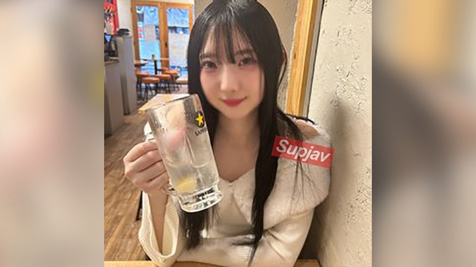 FC2 PPV 4800848 ※※5日間限定70％OFF！！※※あの超有名アイドル似のぴちぴち大**ちゃんを紹介してもらい、お持ち帰りしたら見た目からは想像つかないくらいのどエロいえっちした、、、