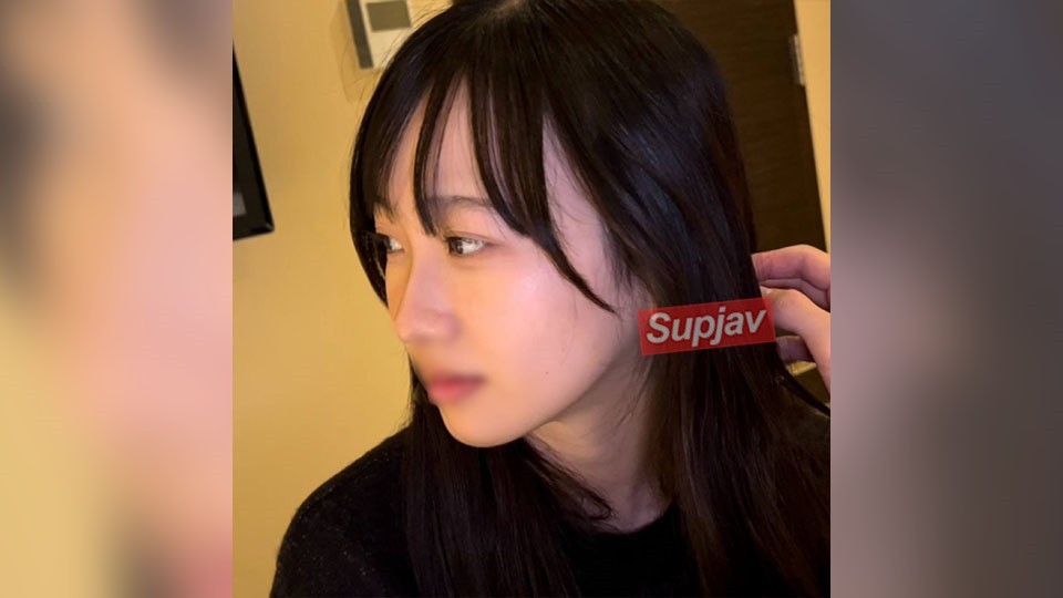 FC2 PPV 4803174 超可愛い清楚アイドル系女の子、緊張しながらも感度上がっていき未処理マ◯コに孕ませ中出しエッチ