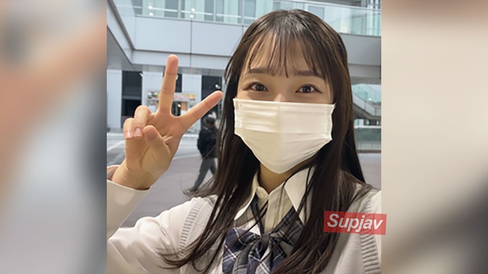 FC2 PPV 4807049 【23迄1290pt】【初撮】この前卒業した18歳アイドル候補生ゆうかちゃん。「これ、気持ちいいです。。」神体質が初めての電マで何度も痙攣、イキまくり。制服姿で腰を使ってヌルヌルパイパンマンコに中出し