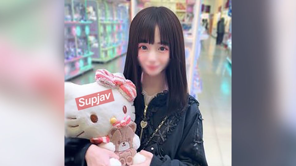 FC2 PPV 4811477 ※本日限り【赤字覚悟】無邪気な笑顔の48㎝極上ろ/りっ子。小柄で柔らかい美乳に堪らず半外半中出ししちゃいました。。。