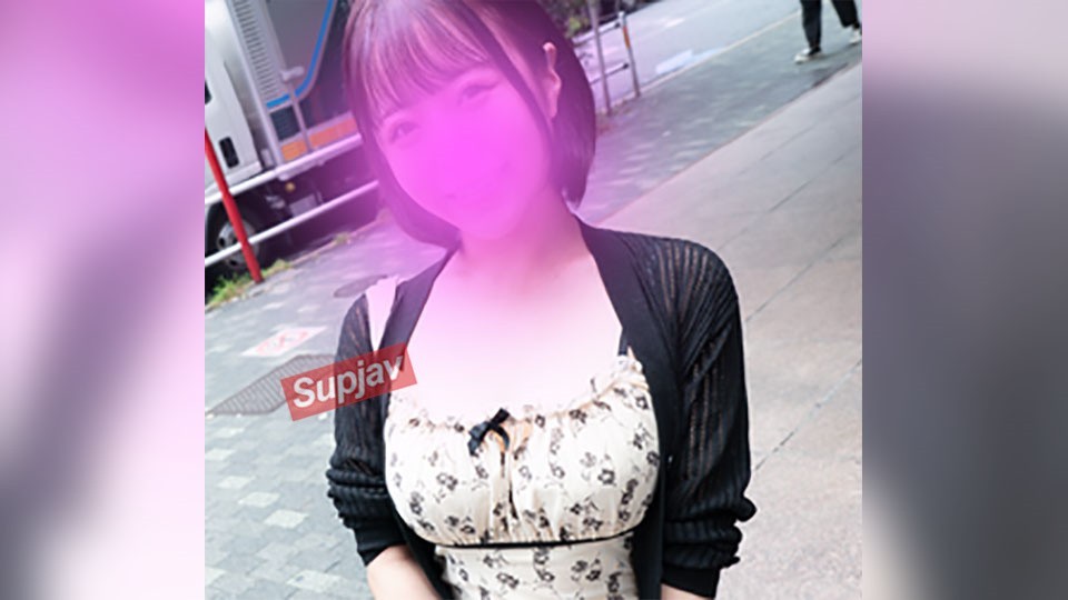 FC2 PPV 4819222 服の上からもで分かるメガトン級おっぱいのめいちゃんに車内フェラしてもらって口内射精＆精飲！！